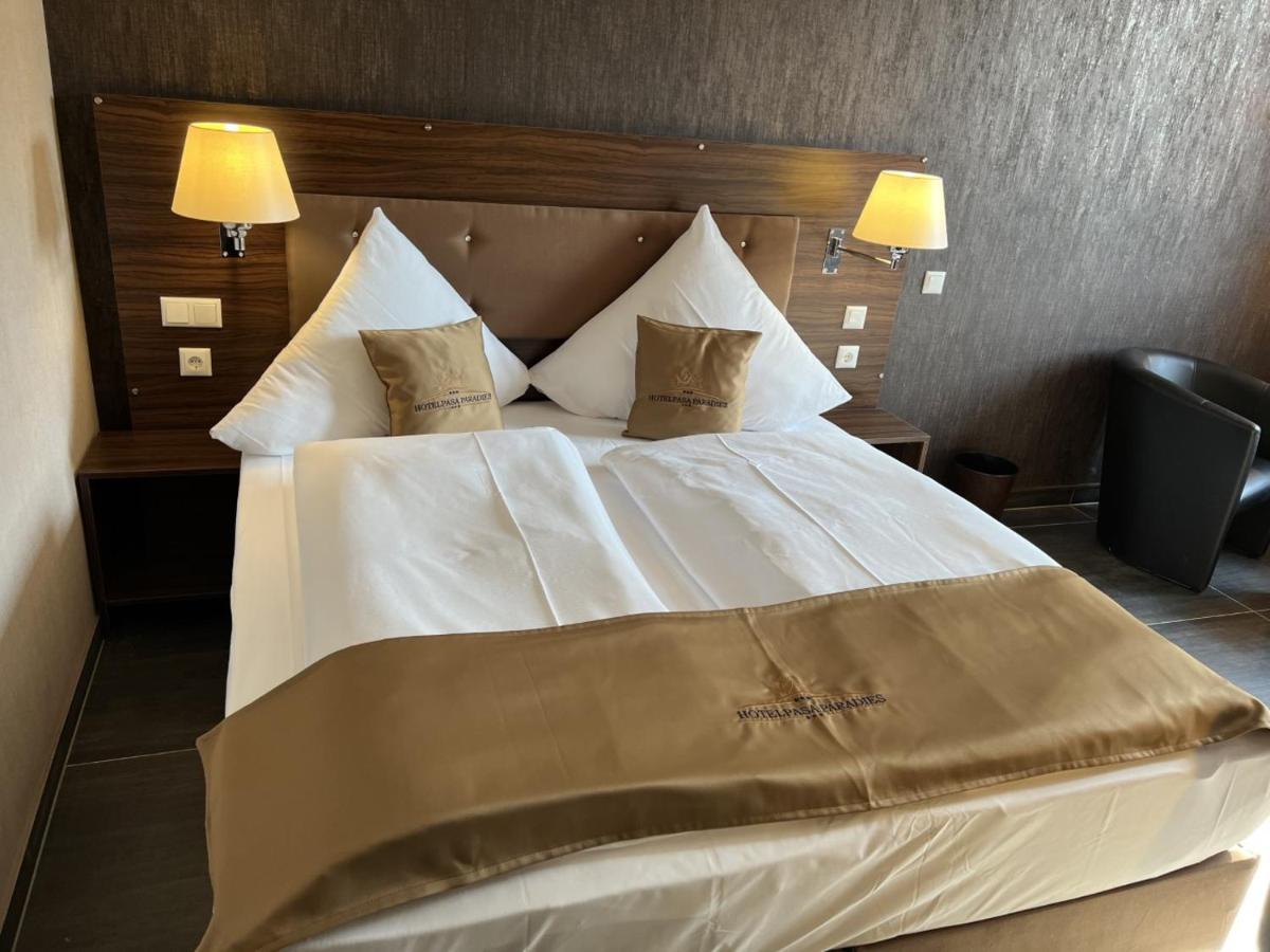 Hotel Pasa Paradies Kostenlose Parkplaetze Hanau Buitenkant foto